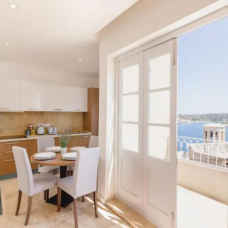 Rare Seaview Penthouse - Garden View - Wifi * Valletta