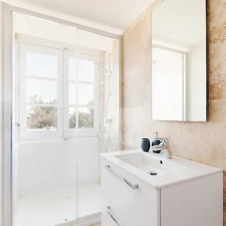 Rare Seaview Penthouse - Garden View - Wifi Apartment