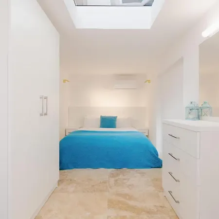 Apartment Rare Seaview Penthouse - Garden View - Wifi *